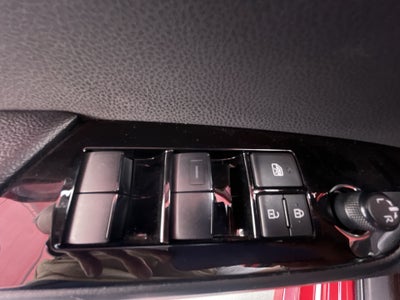 2022 Toyota PRIUS BASE PREMIUM
