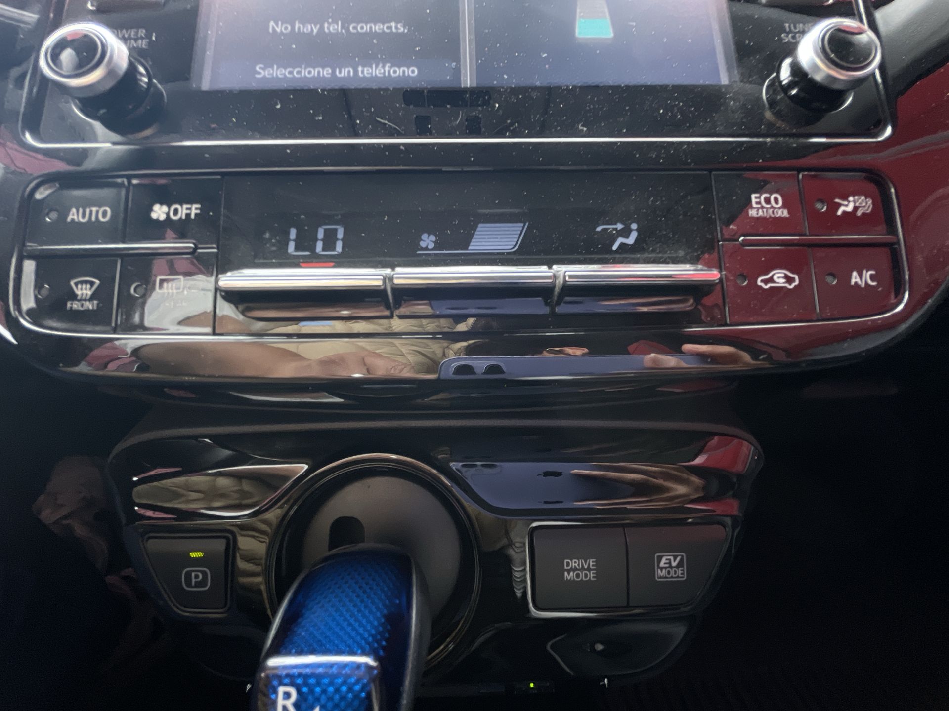 2022 Toyota PRIUS BASE PREMIUM