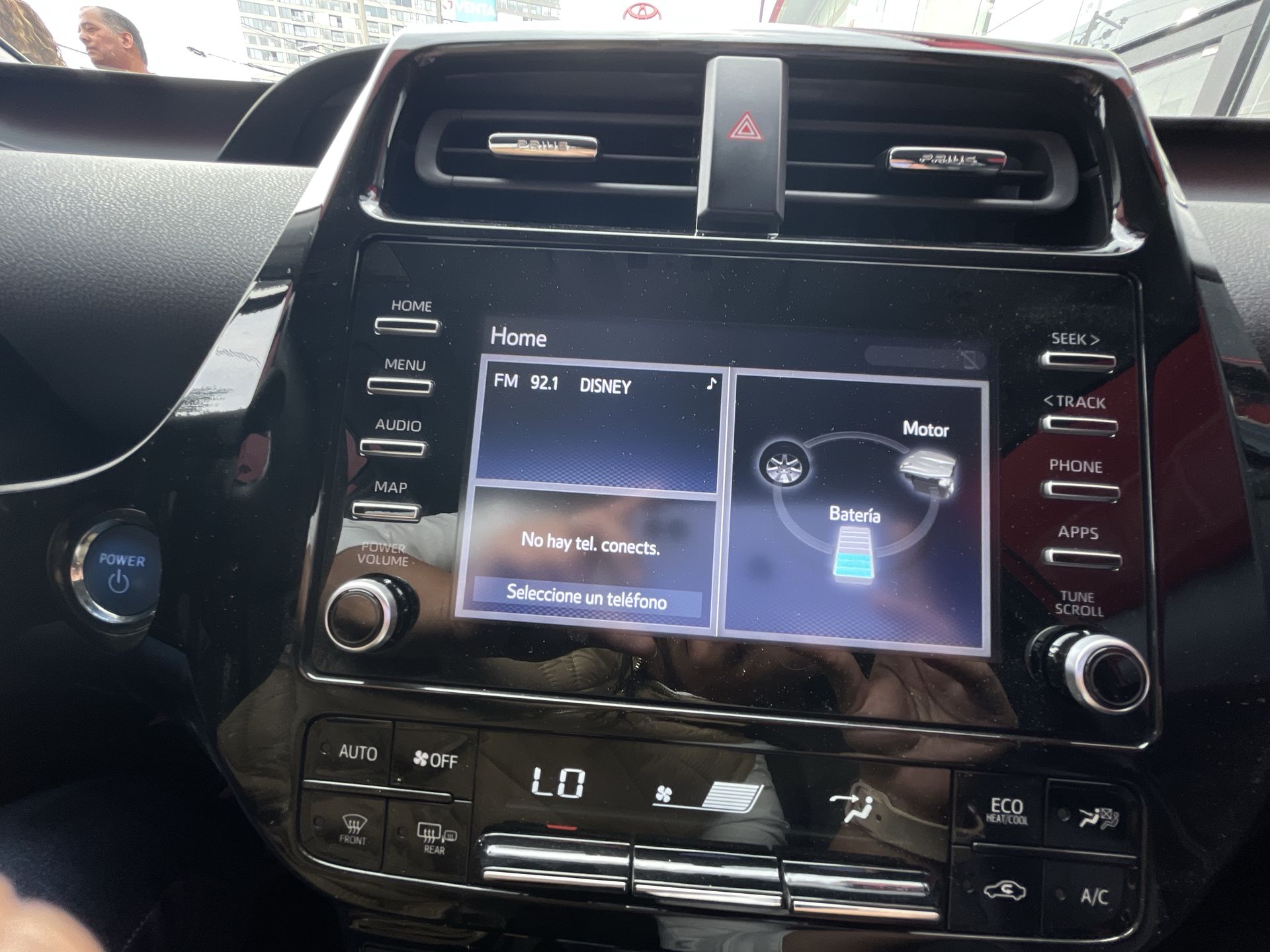 2022 Toyota PRIUS BASE PREMIUM