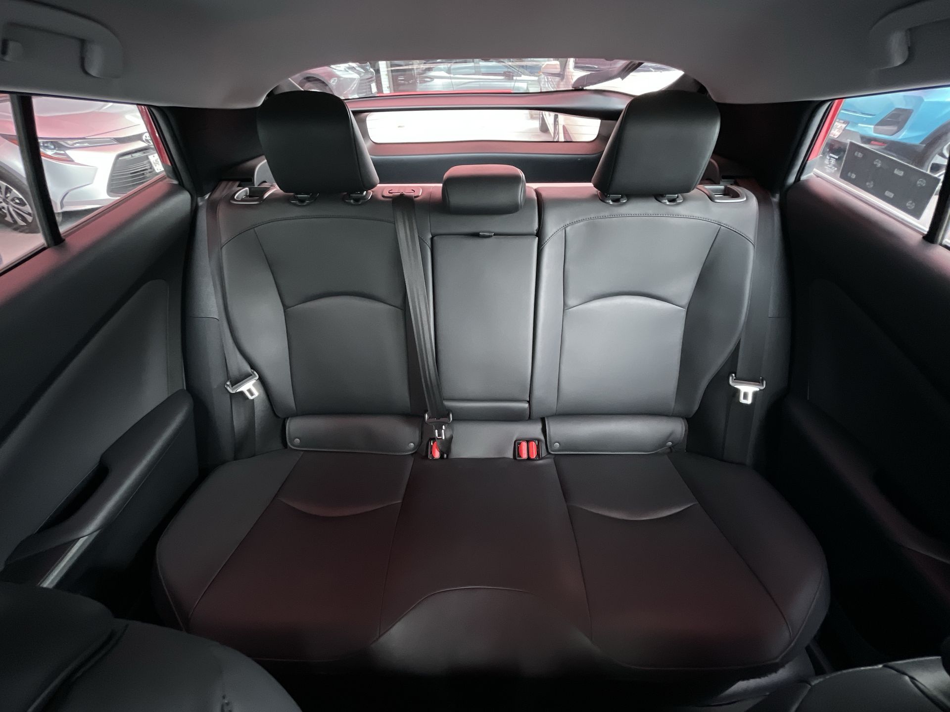 2022 Toyota PRIUS BASE PREMIUM