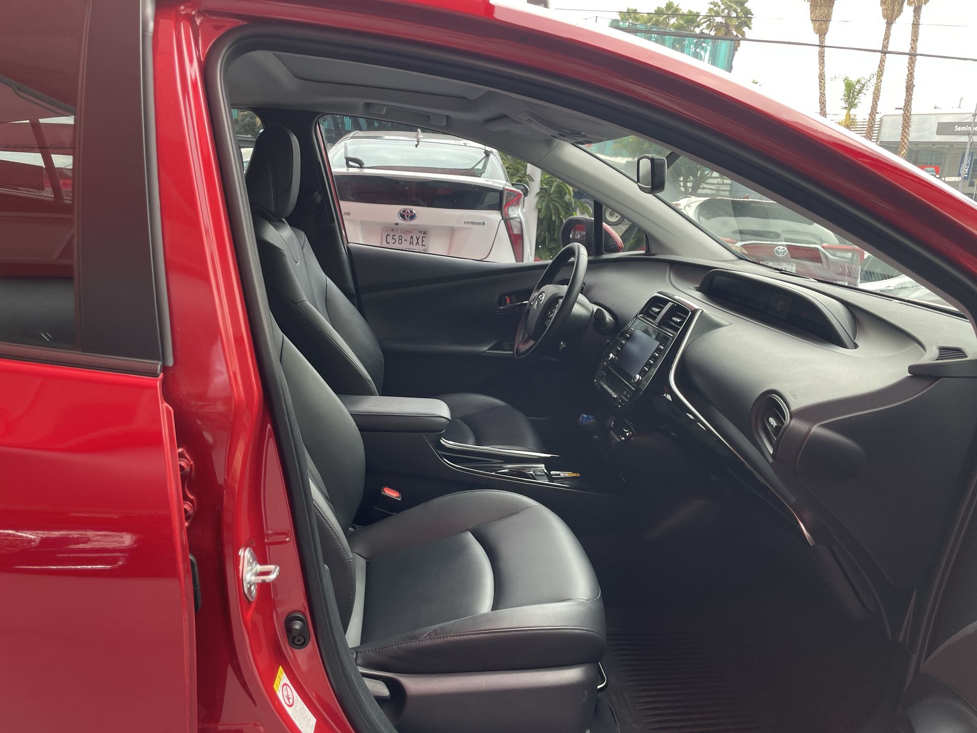 2022 Toyota PRIUS BASE PREMIUM