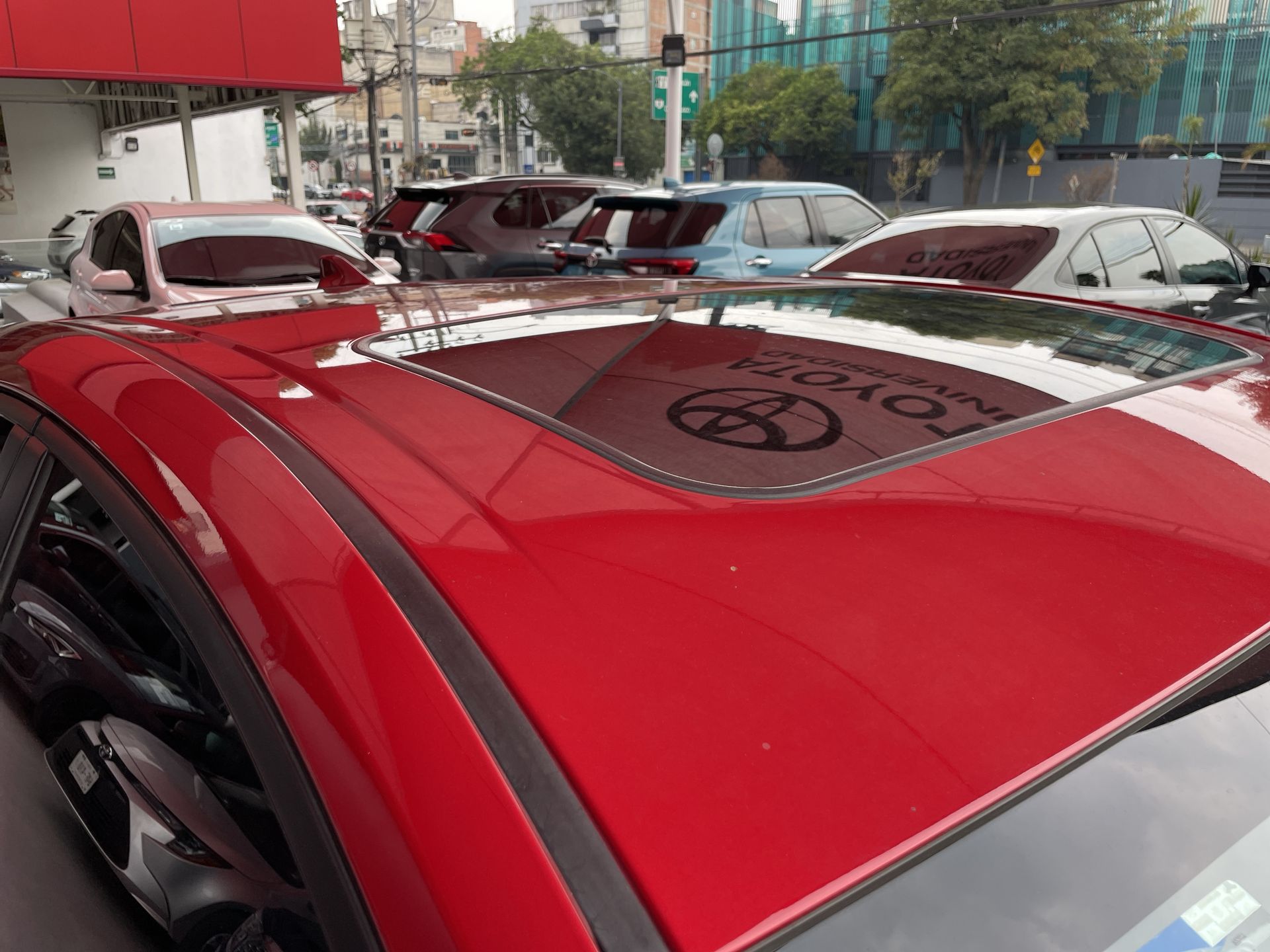 2022 Toyota PRIUS BASE PREMIUM