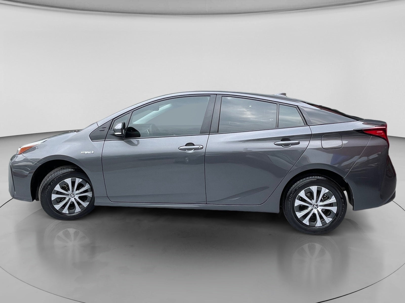 2022 Toyota PRIUS BASE BASE