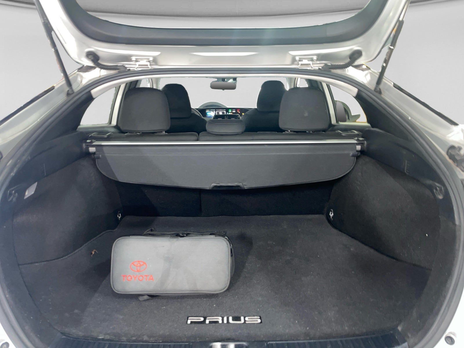 2020 Toyota PRIUS BASE