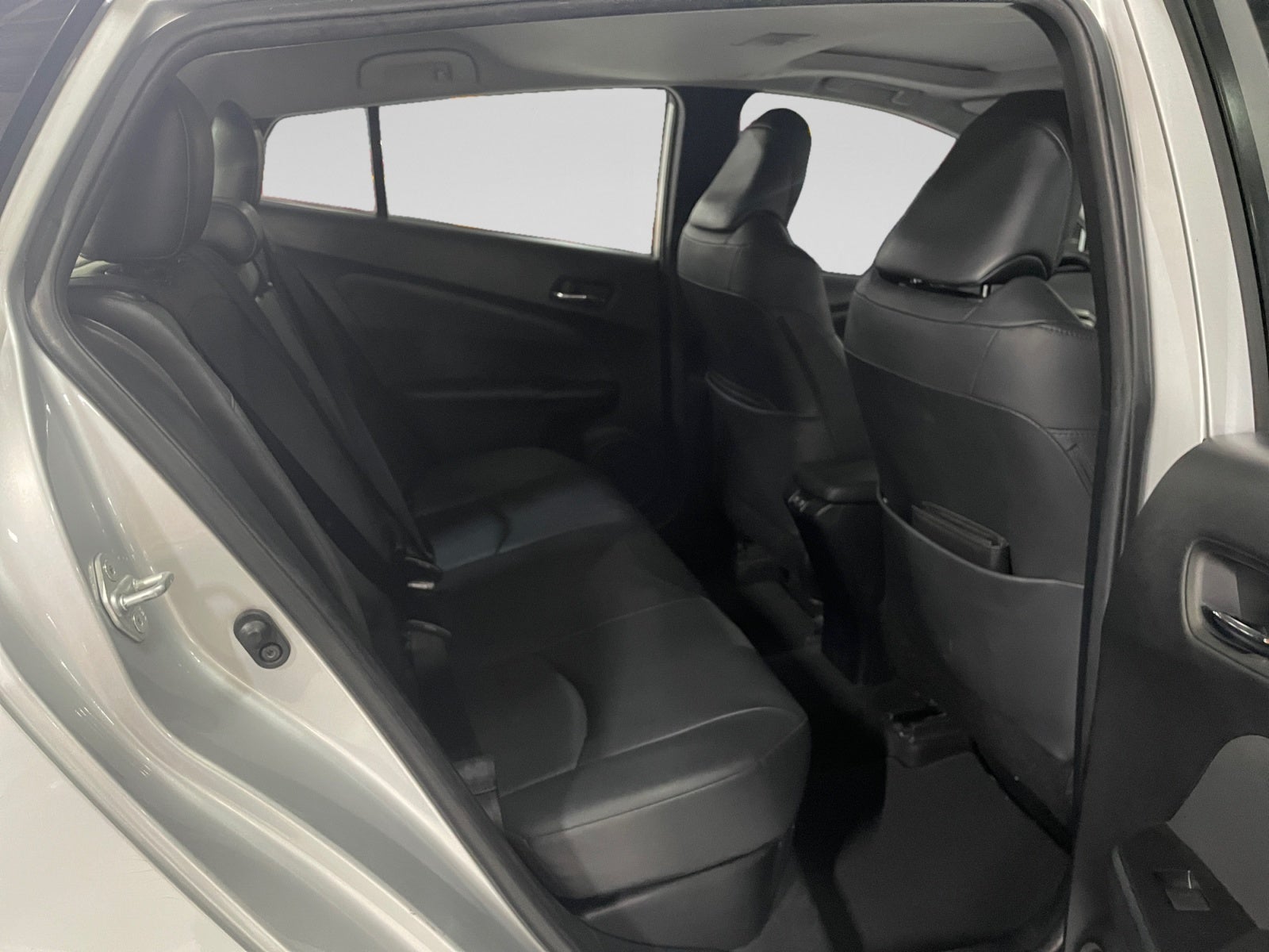 2020 Toyota PRIUS PREMIUM