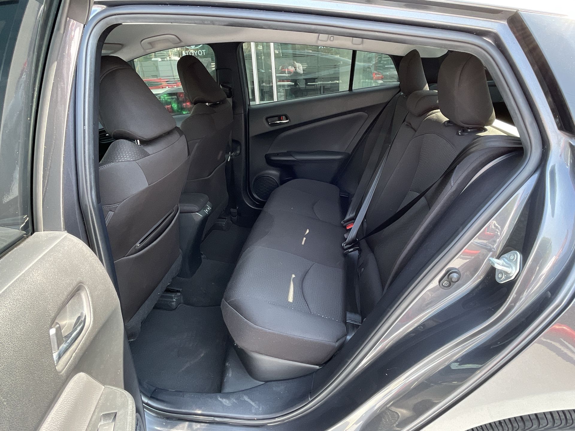 2020 Toyota PRIUS BASE