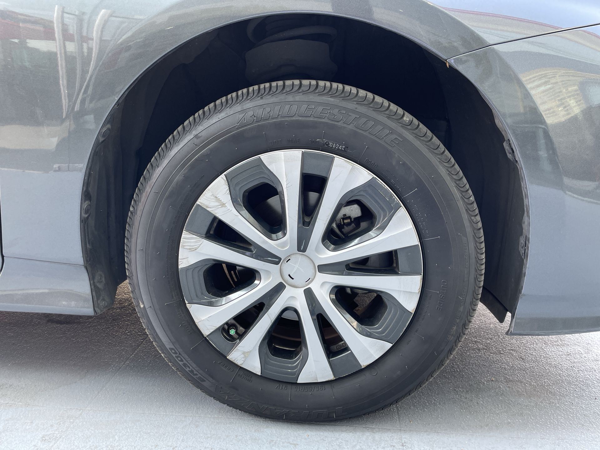 2020 Toyota PRIUS BASE