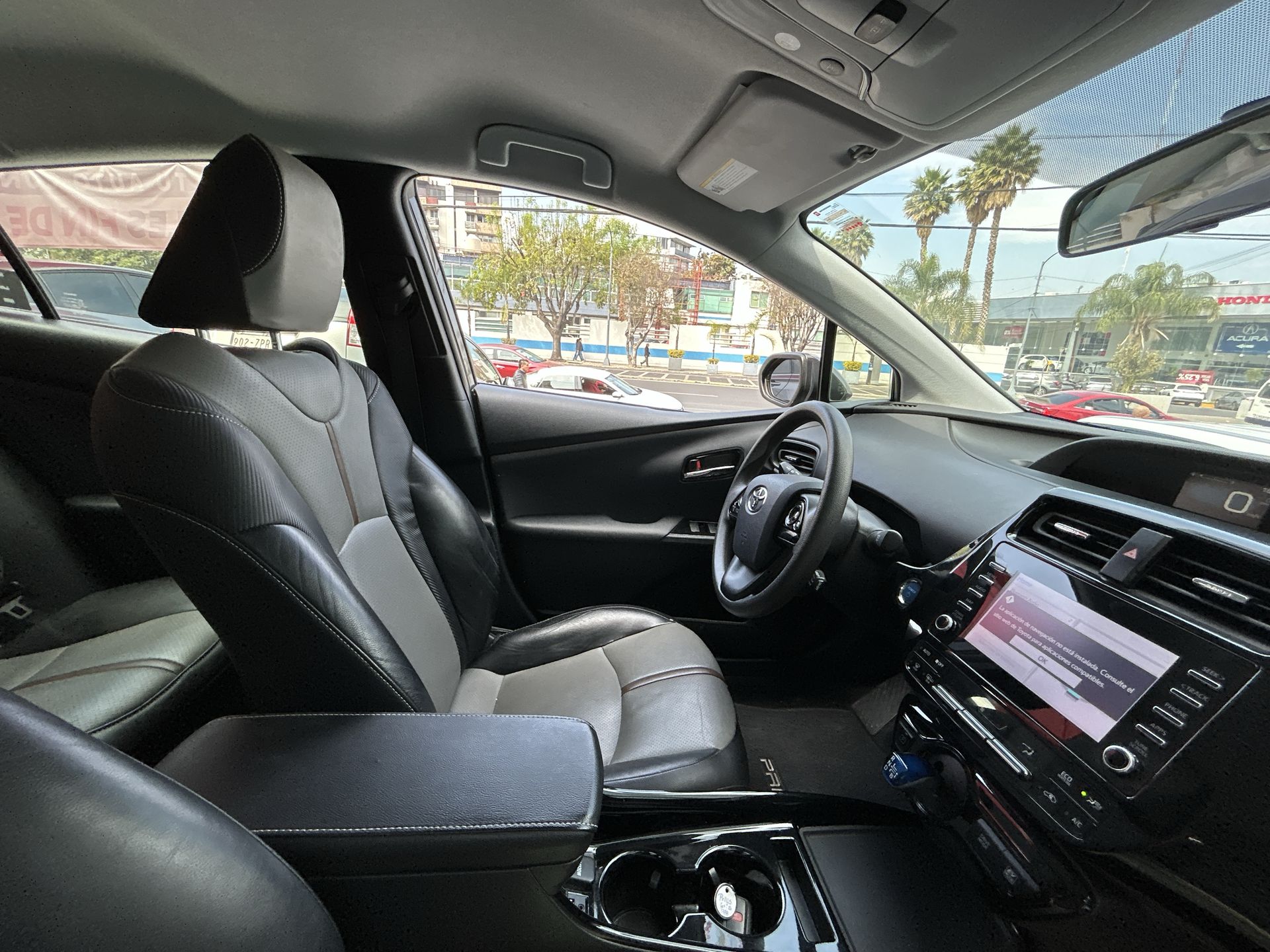 2020 Toyota PRIUS BASE BASE