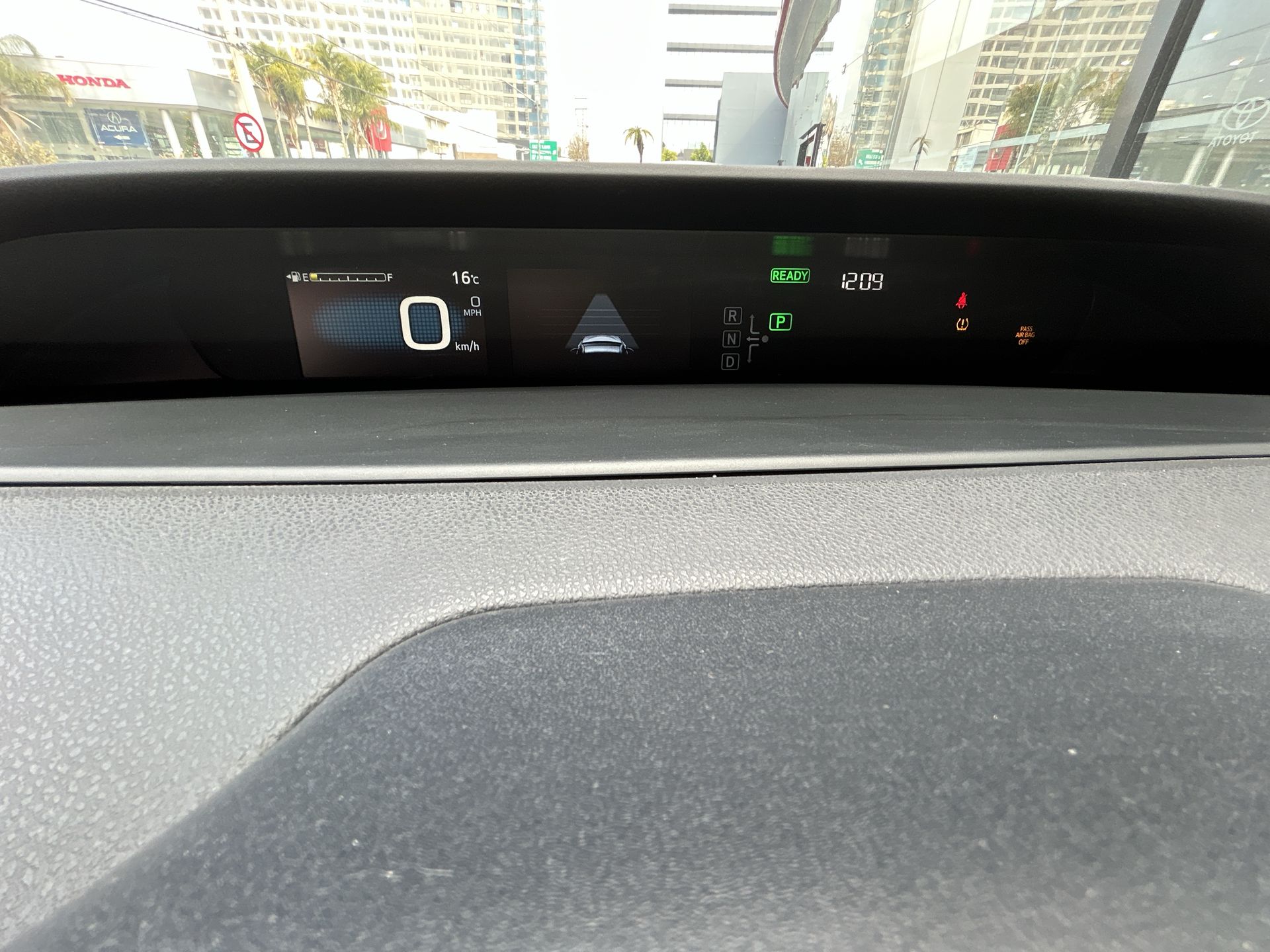 2020 Toyota PRIUS BASE BASE