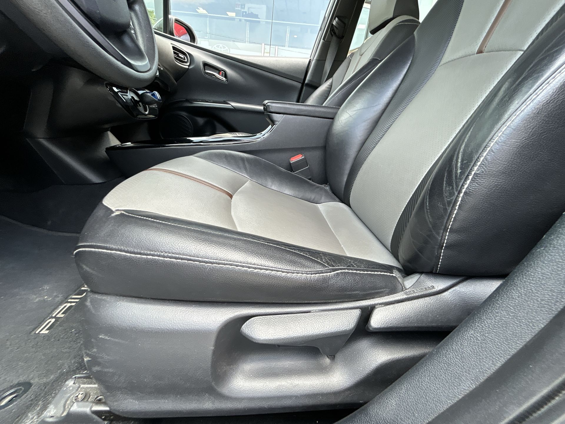 2020 Toyota PRIUS BASE BASE