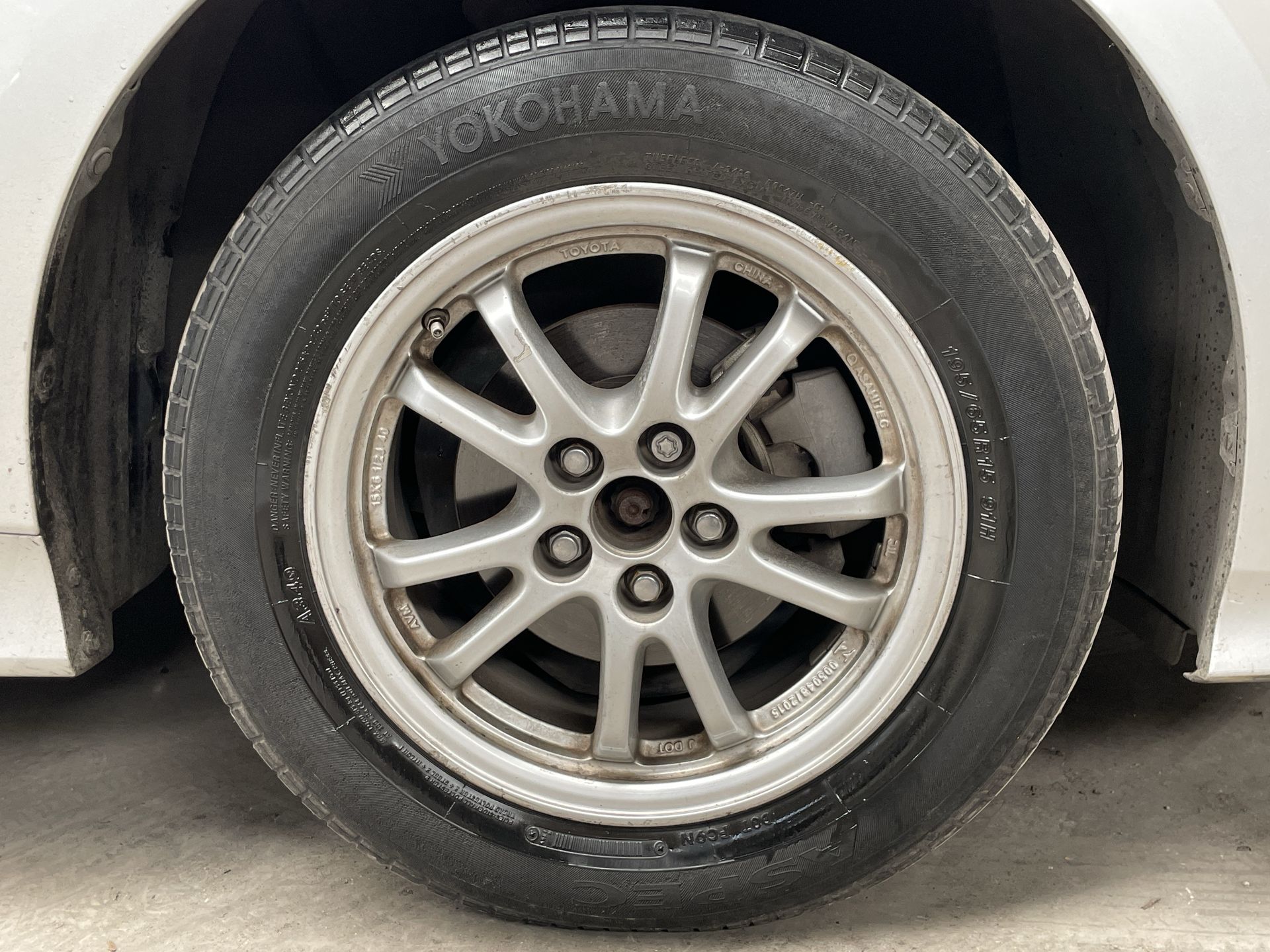 2017 Toyota PRIUS BASE PREMIUM CVT