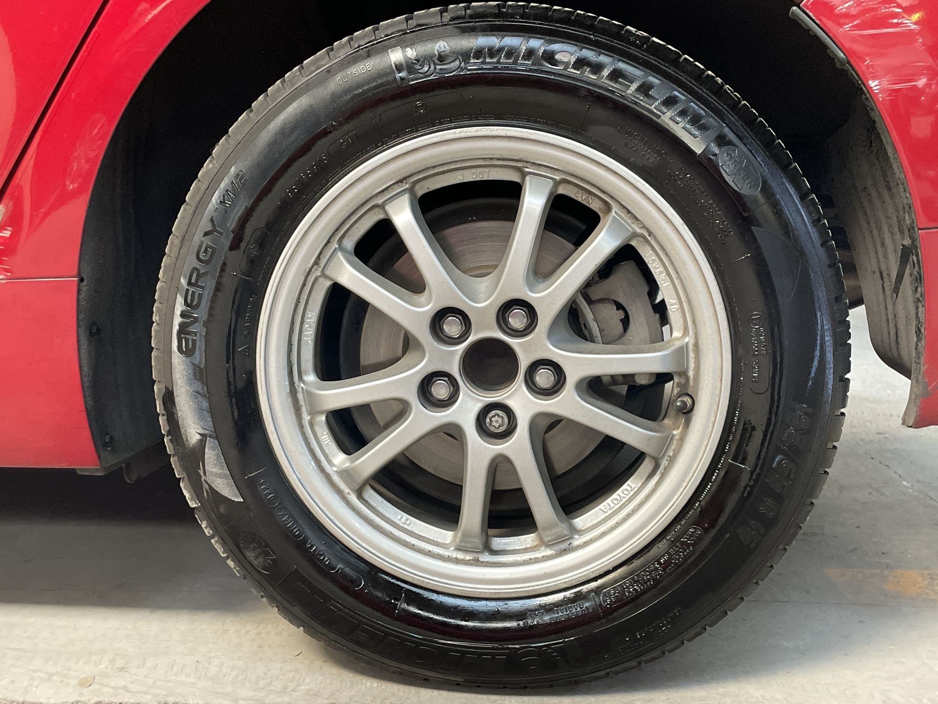 2017 Toyota PRIUS BASE BASE CVT