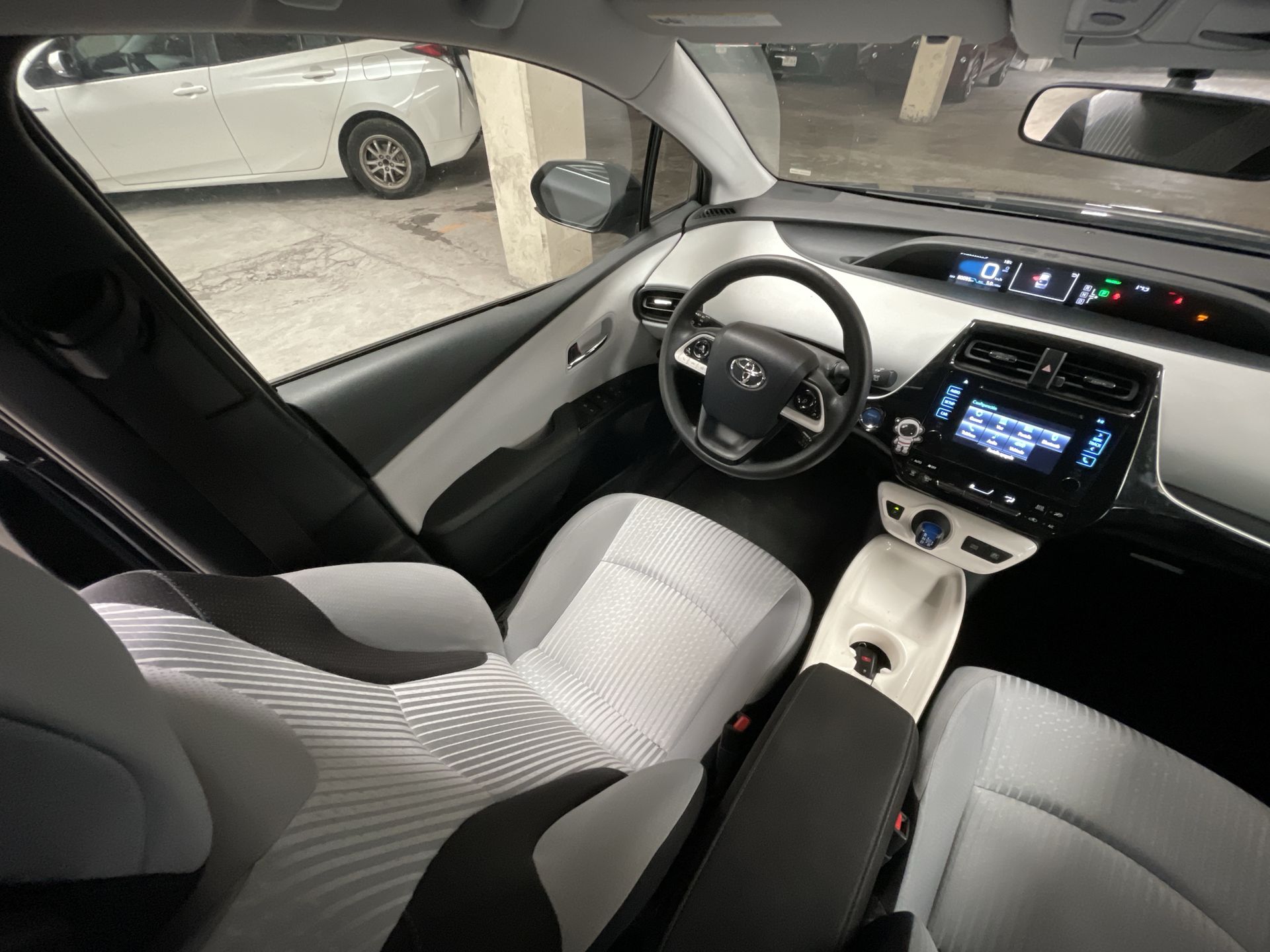 2018 Toyota PRIUS BASE BASE CVT