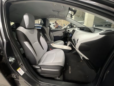 2018 Toyota PRIUS BASE BASE CVT