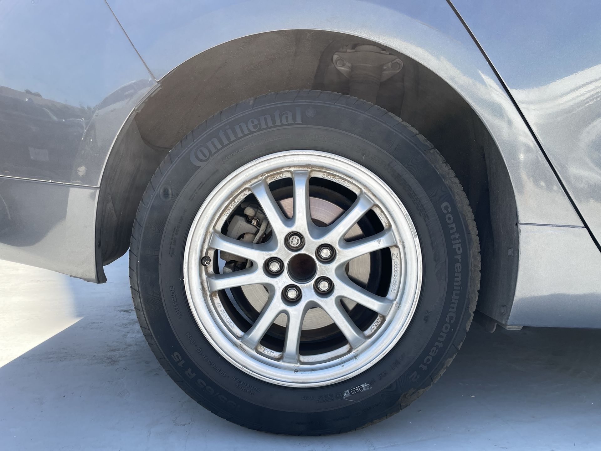 2017 Toyota PRIUS BASE CVT