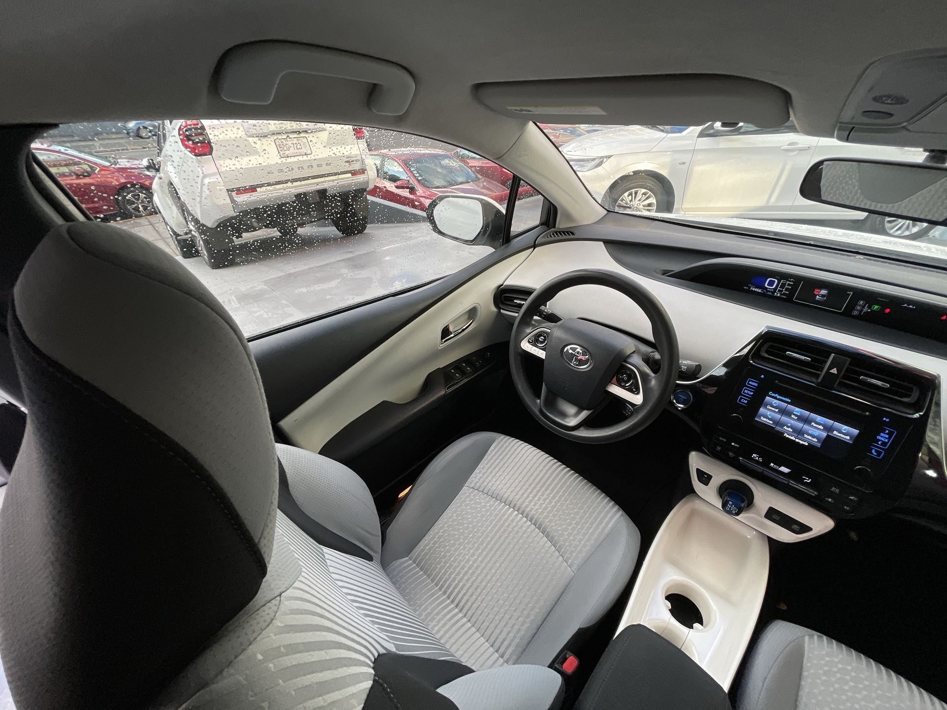 2018 Toyota PRIUS PREMIUM AT