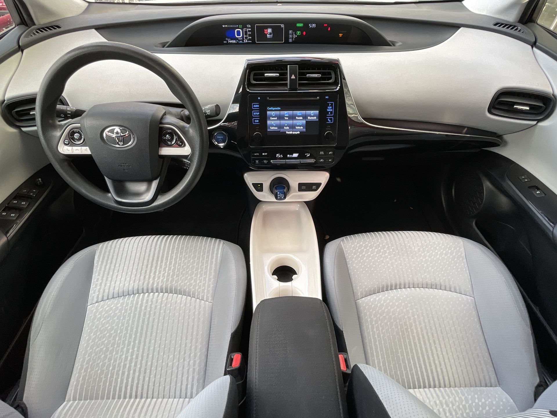 2018 Toyota PRIUS PREMIUM AT