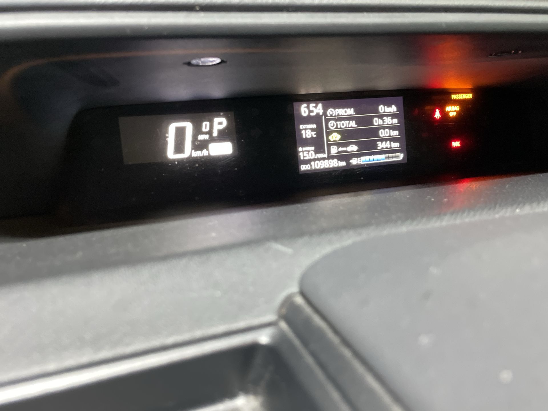 2018 Toyota PRIUS 1.5 HYBRID AUTO