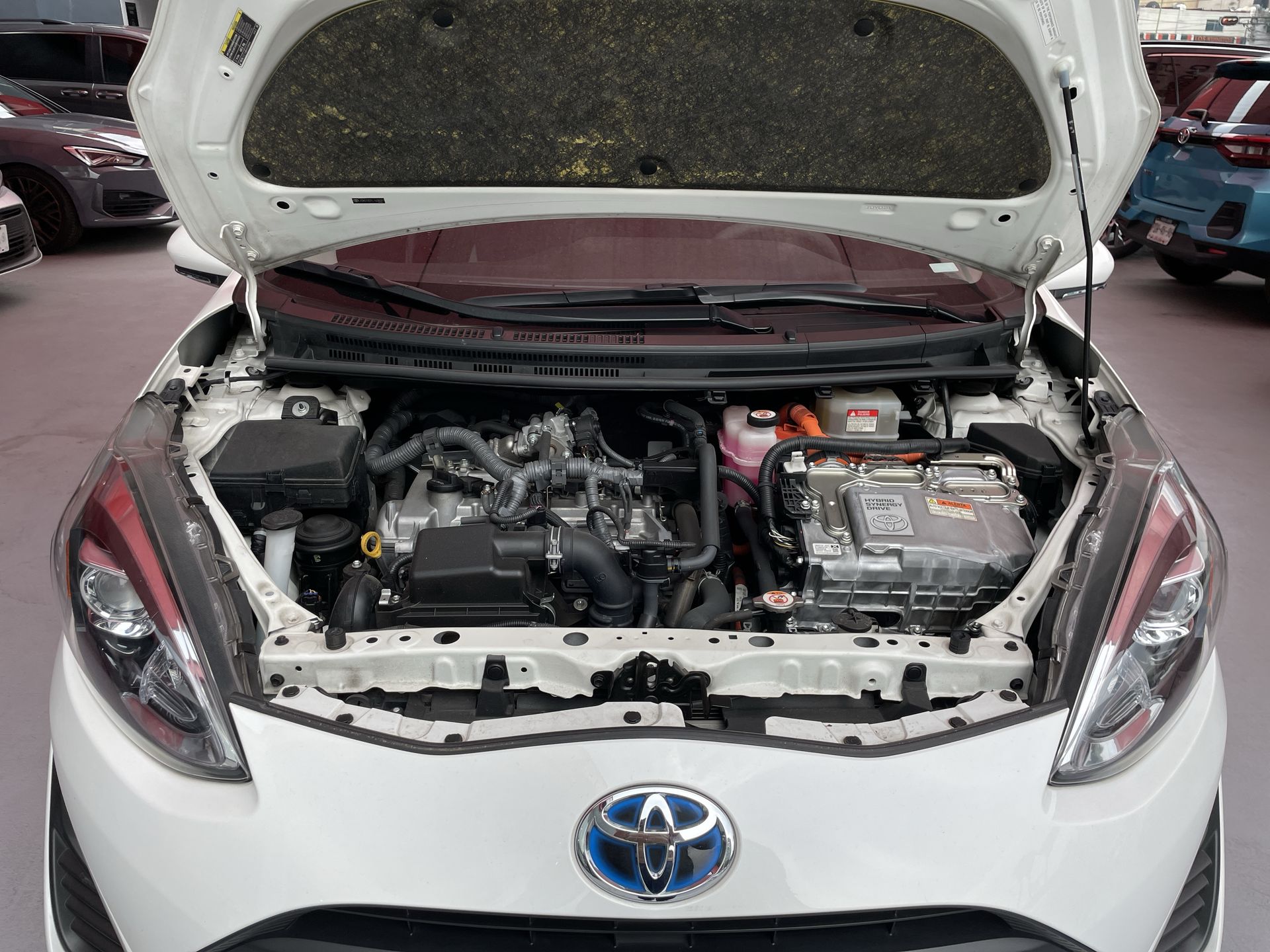2020 Toyota PRIUS BASE PRIUS C