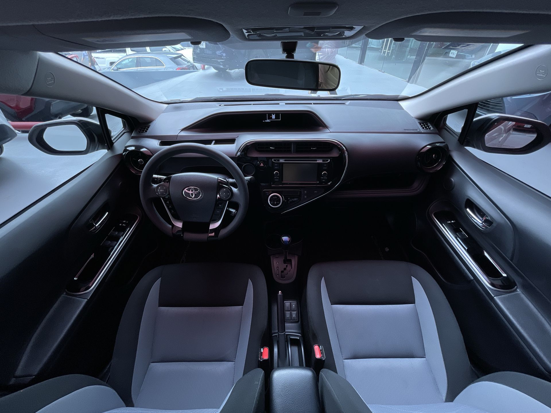 2020 Toyota PRIUS BASE PRIUS C
