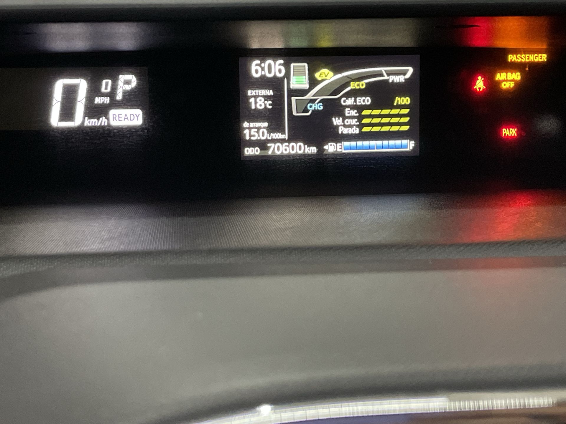 2018 Toyota PRIUS BASE 1.5 HYBRID AUTO