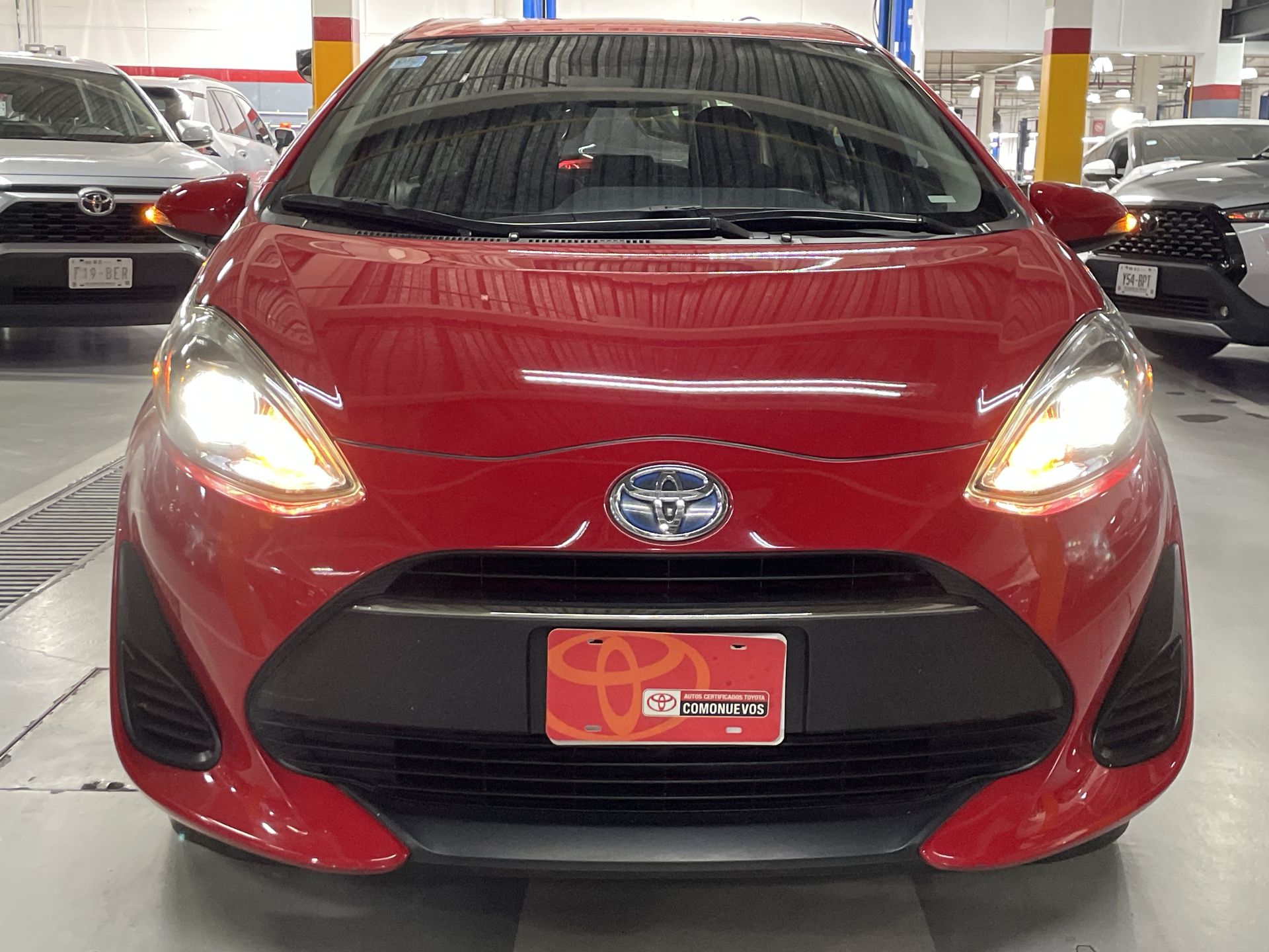 2018 Toyota PRIUS BASE 1.5 HYBRID AUTO