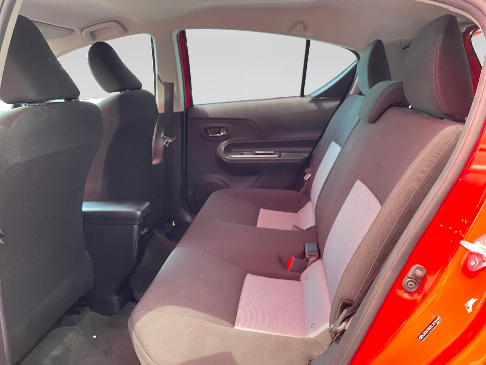 2020 Toyota PRIUS BASE PRIUS C