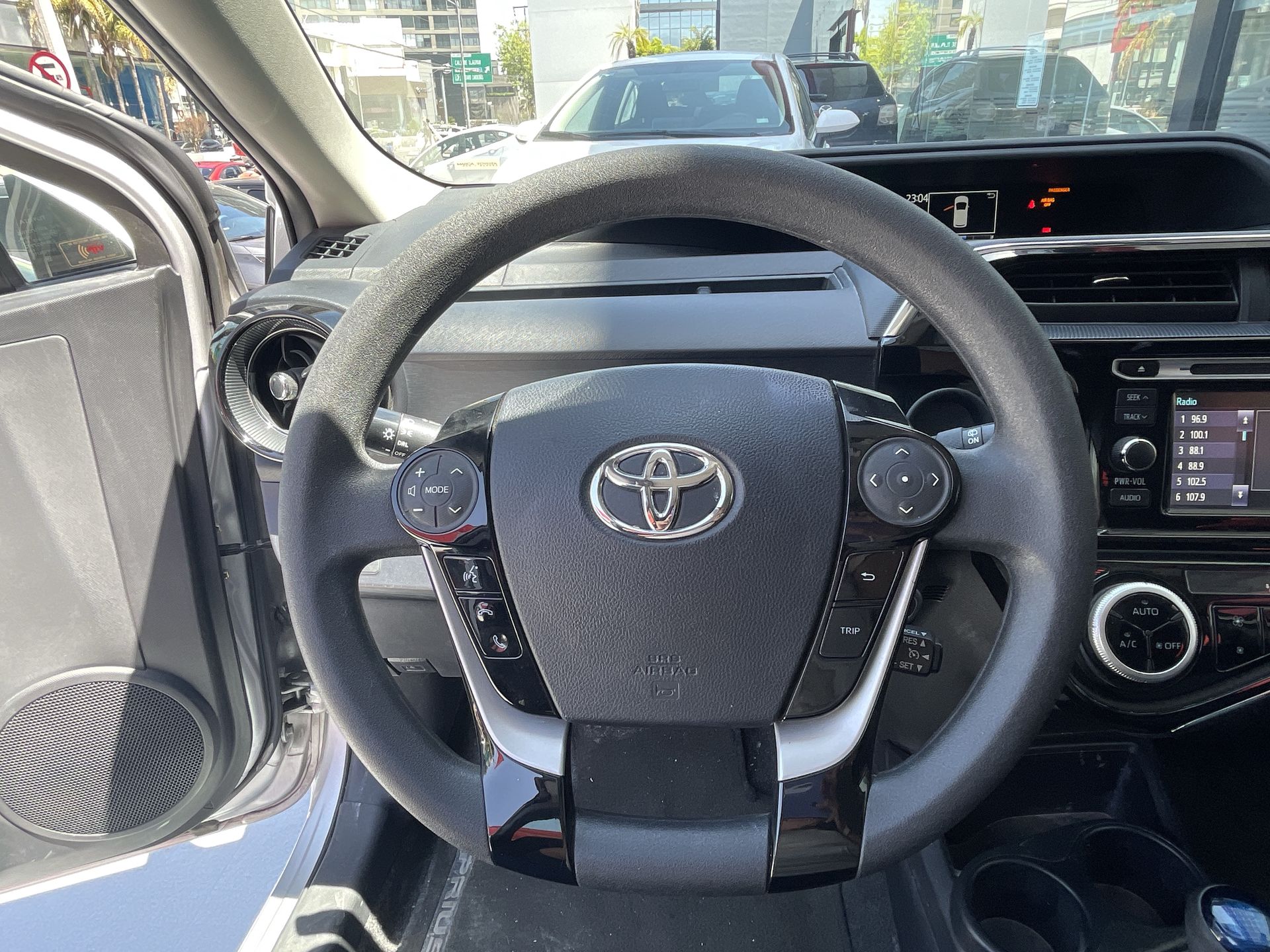 2021 Toyota PRIUS BASE BASE