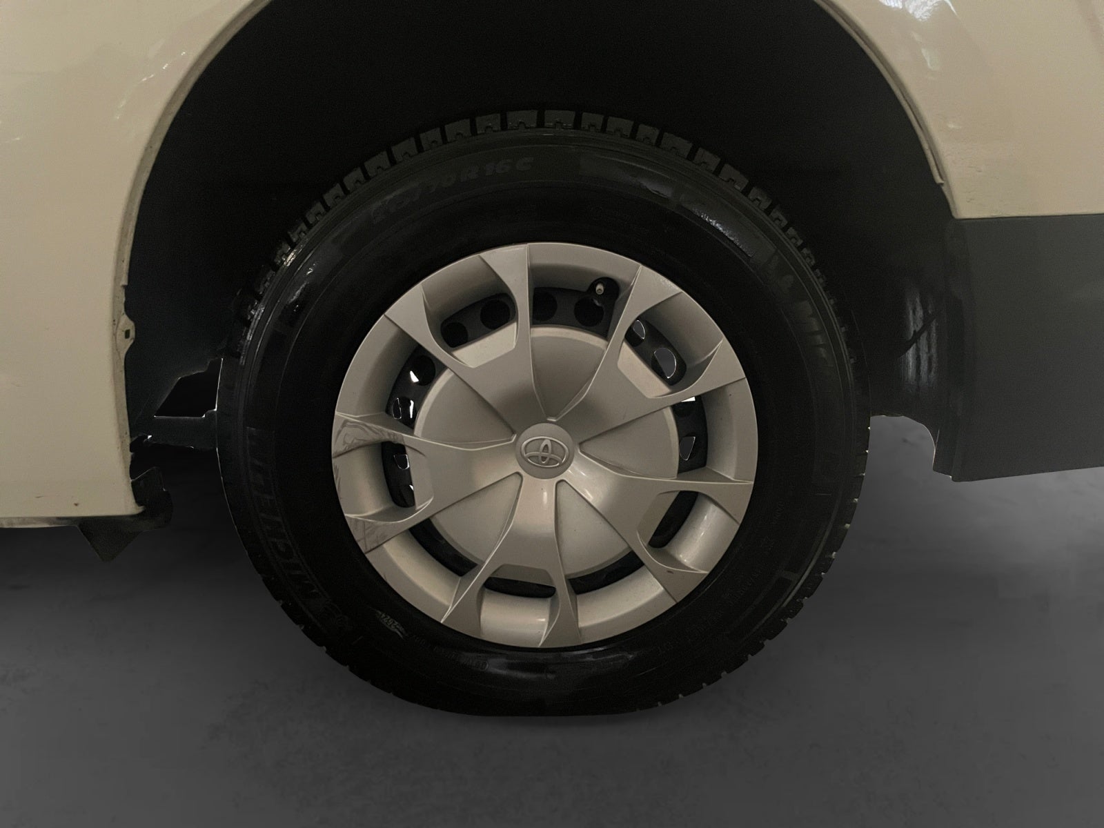 2025 Toyota HIACE VENTANAS SUPERLARGA