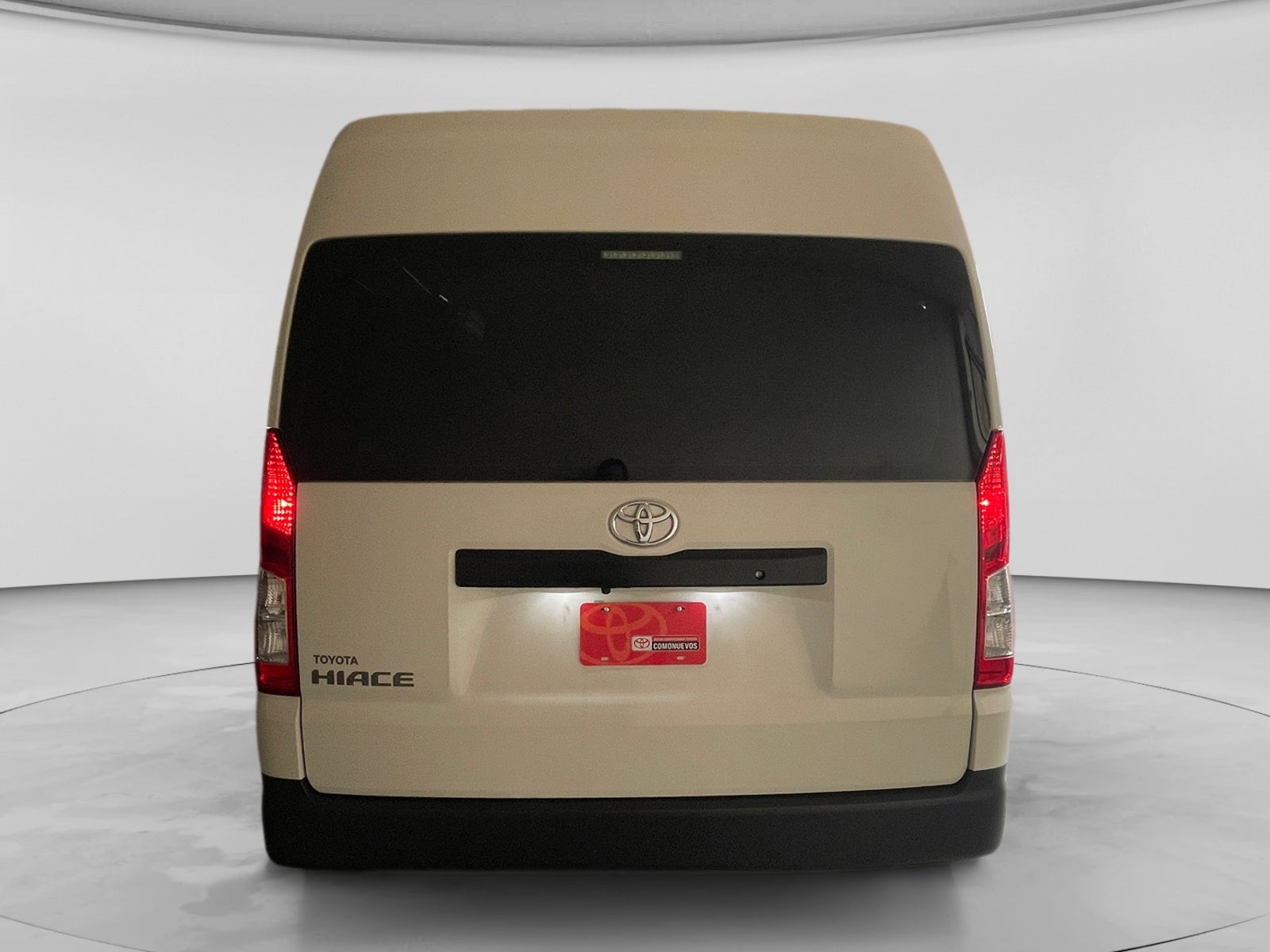 2025 Toyota HIACE VENTANAS SUPERLARGA