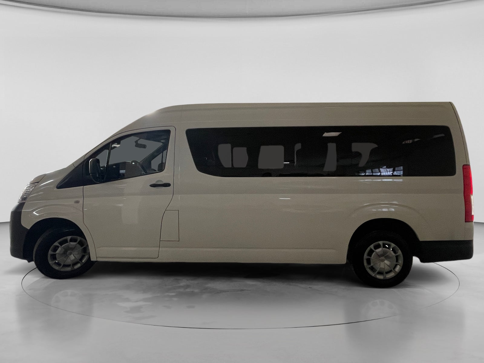2025 Toyota HIACE VENTANAS SUPERLARGA