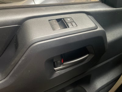2025 Toyota HIACE VENTANAS SUPERLARGA