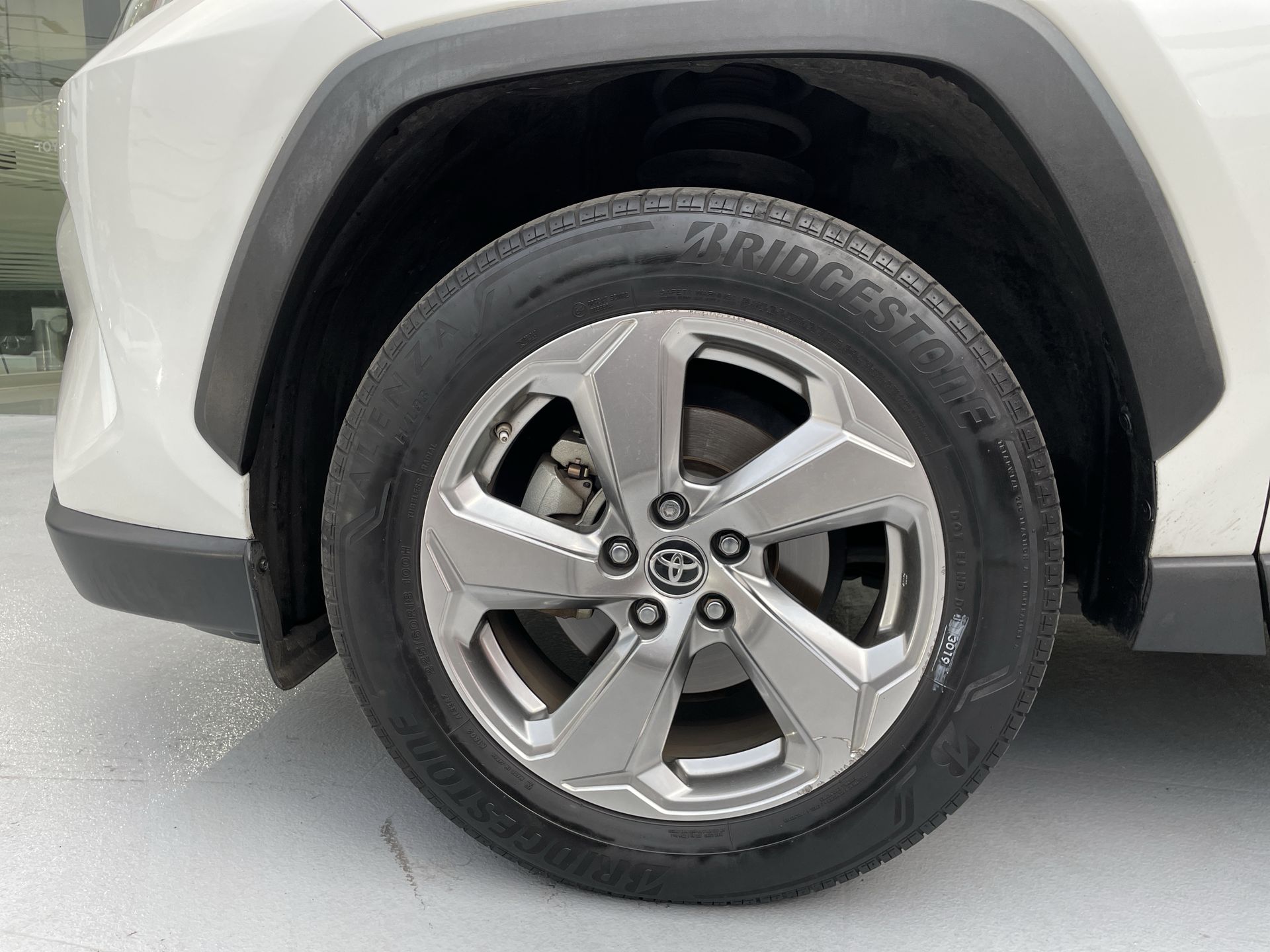 2019 Toyota RAV4 2.5 LIMITED HYBRID AT