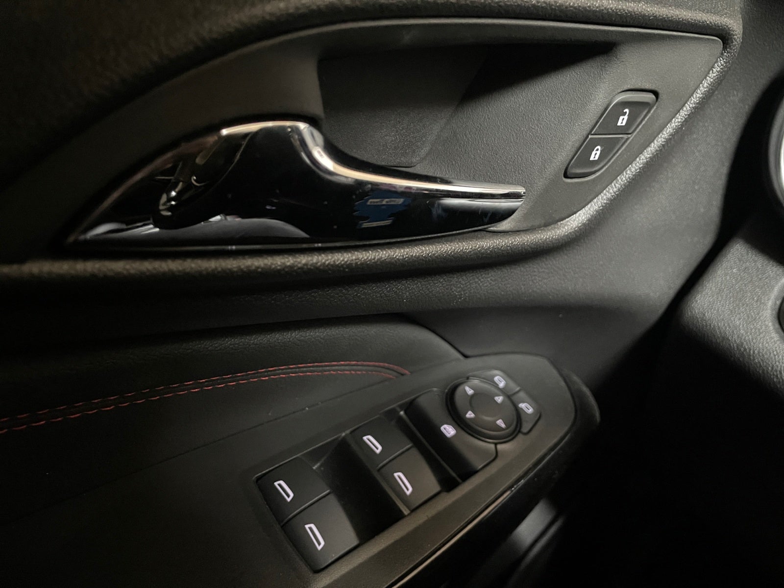 2025 Chevrolet TRAX RS C