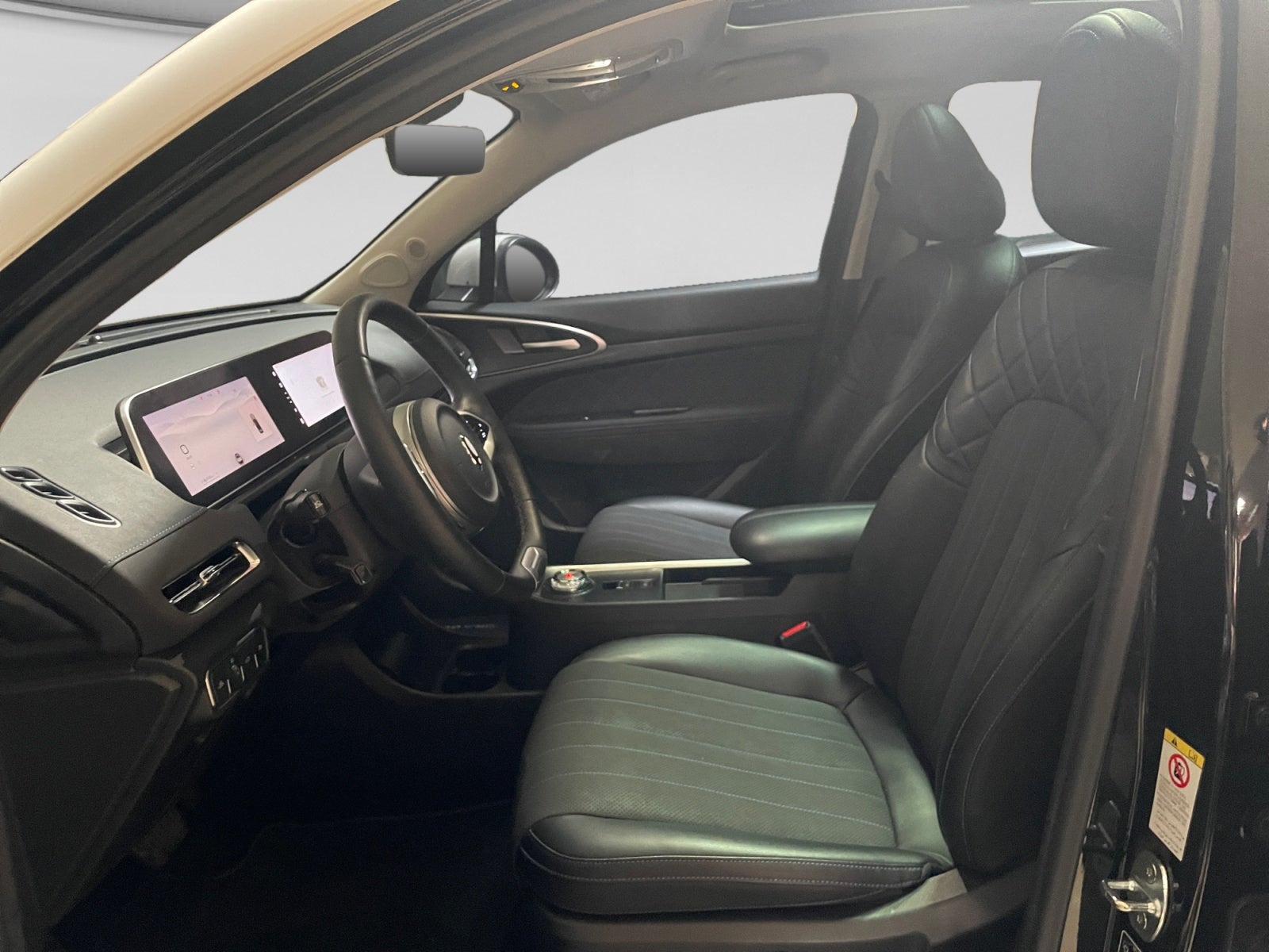 2025 GWM GREAT WALL MOTORS ORA 63KWH LUXURY