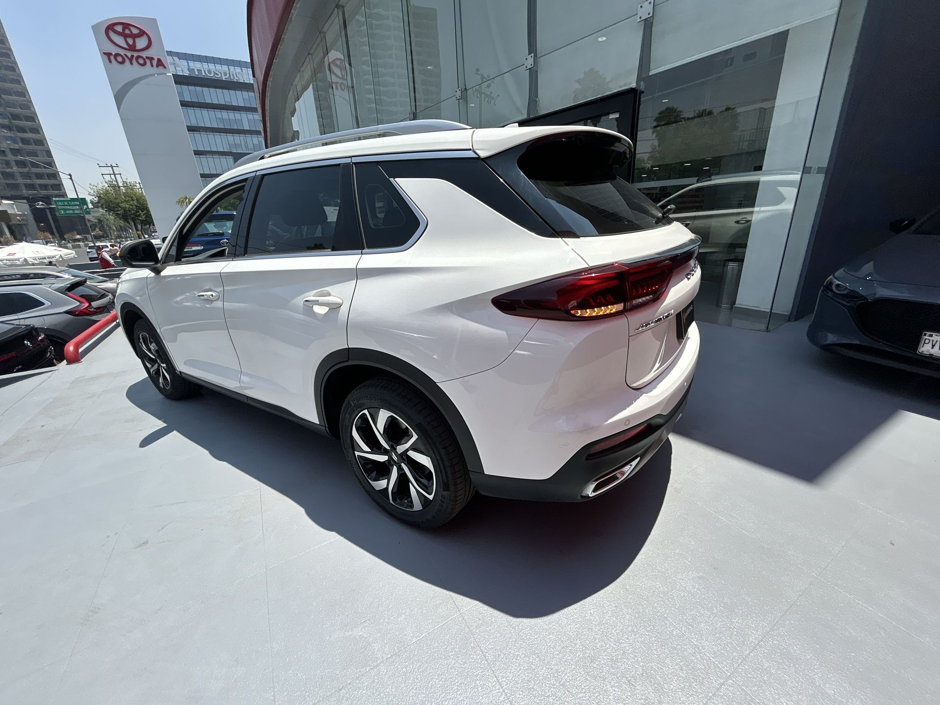 2023 Dodge JOURNEY SPORT