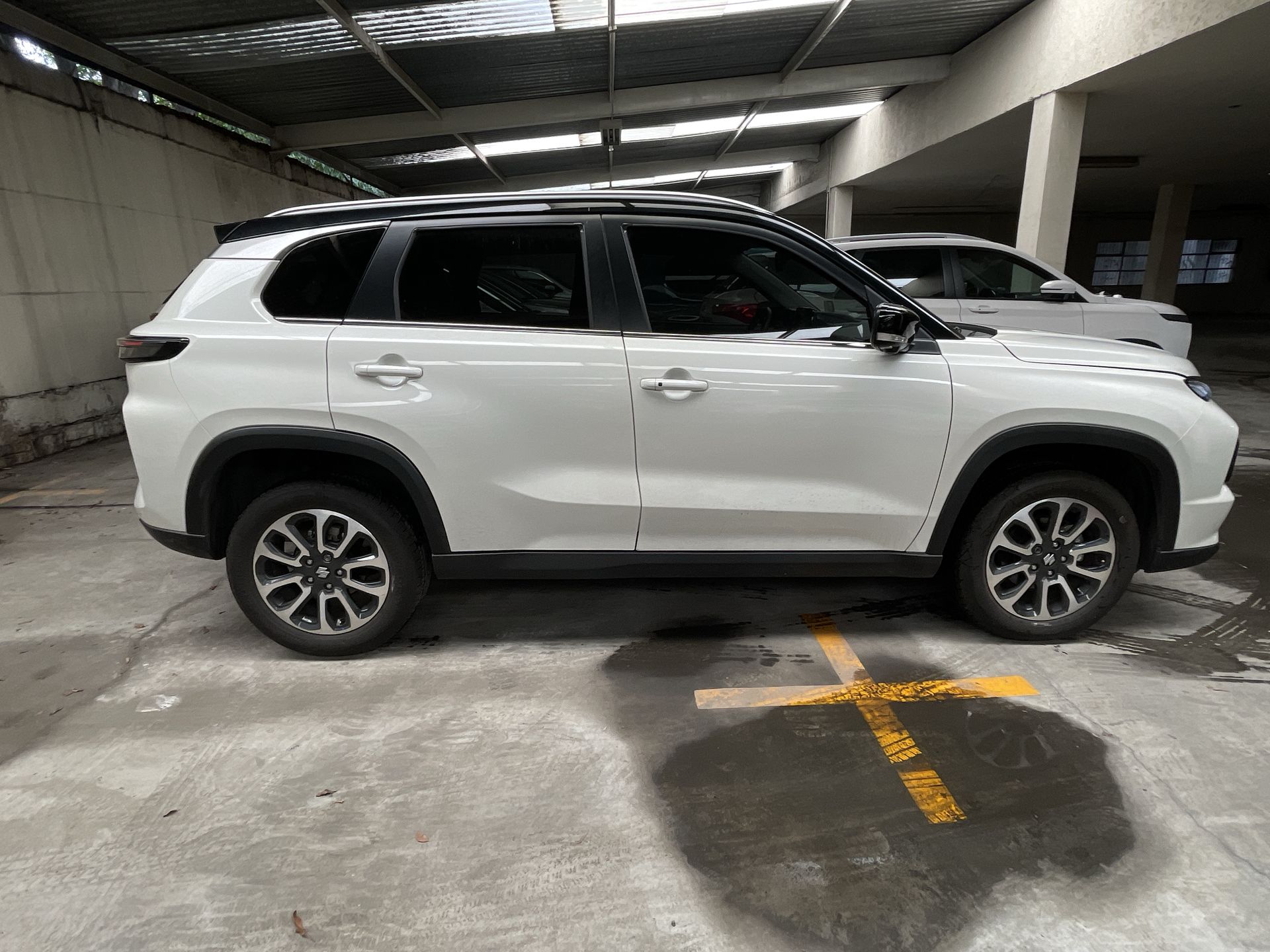 2024 SUZUKI GRAND VITARA BOOSTERGREEN GLX
