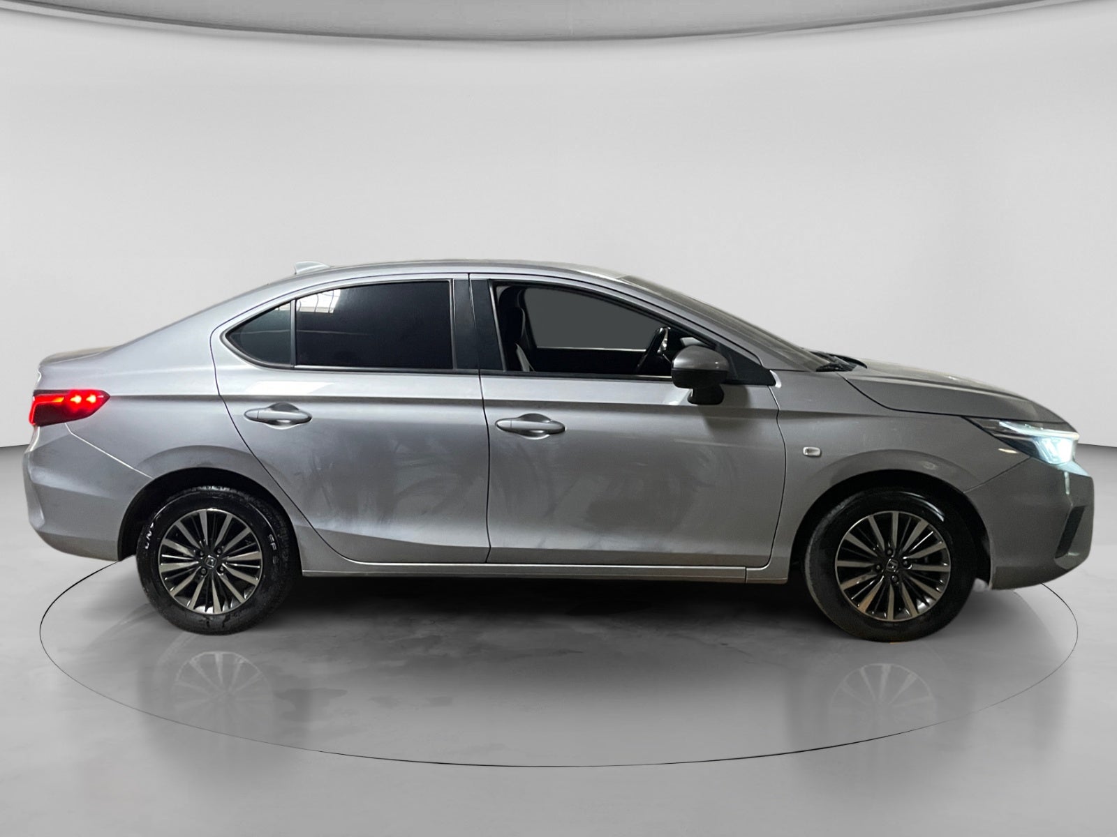 2023 Honda CITY UNIQ MT