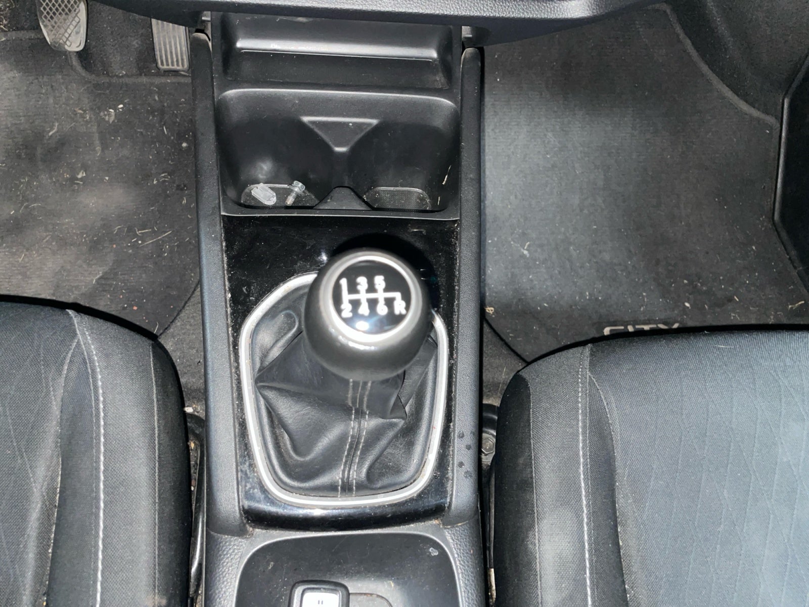 2023 Honda CITY UNIQ MT