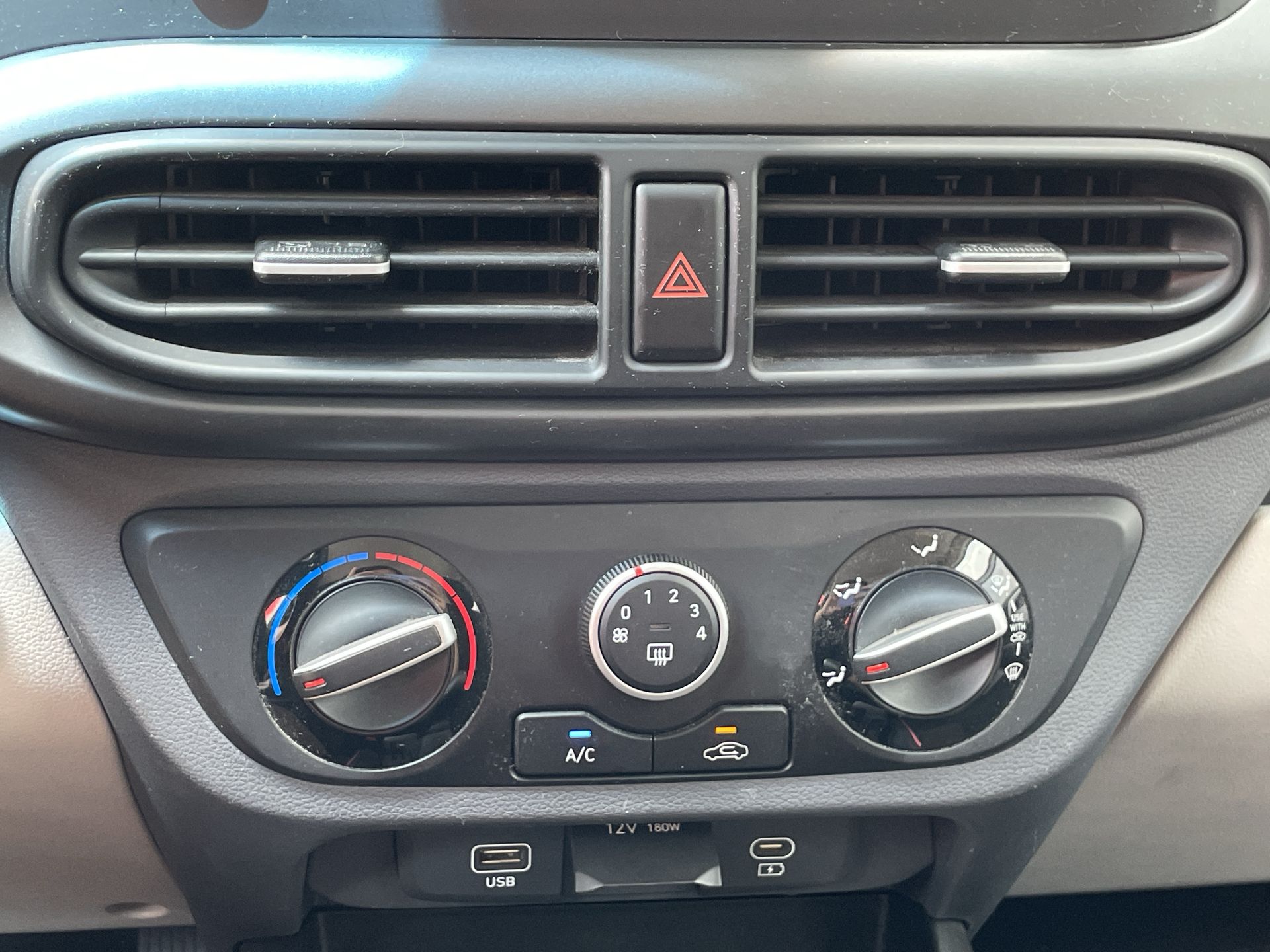 2024 Hyundai GRAND I10 GLS TM