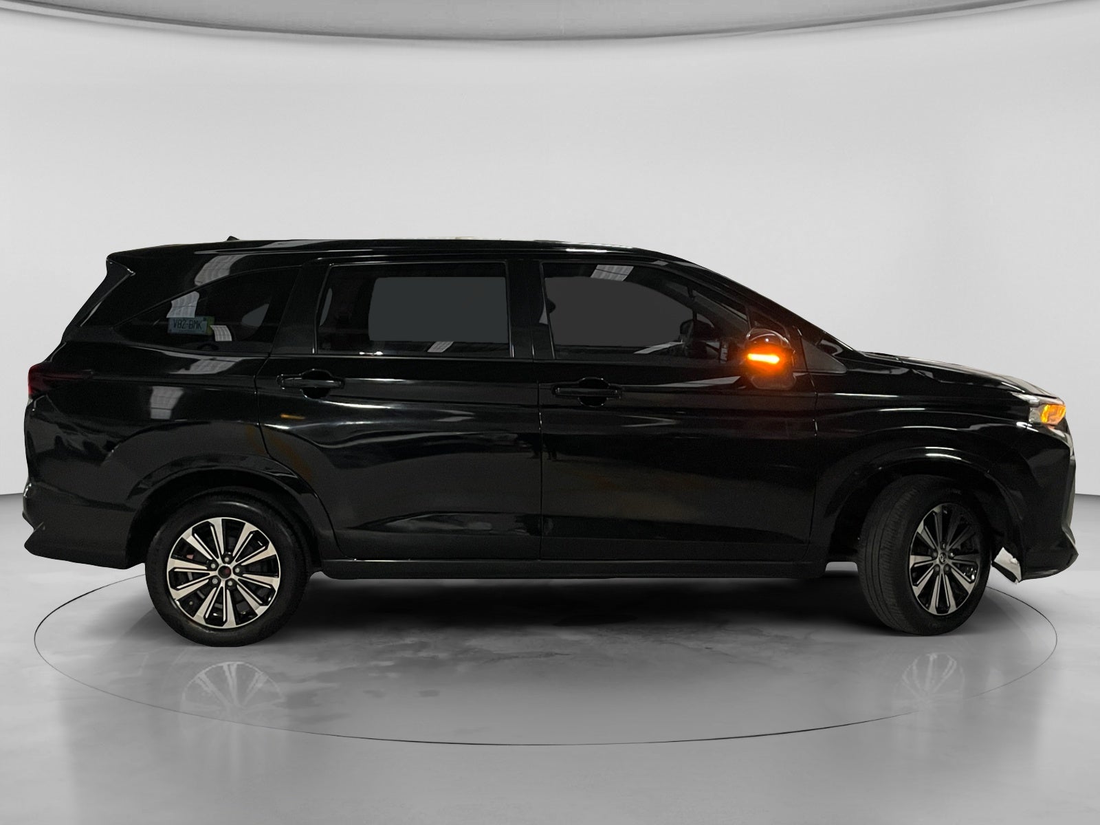 2023 Toyota AVANZA XLE CVT