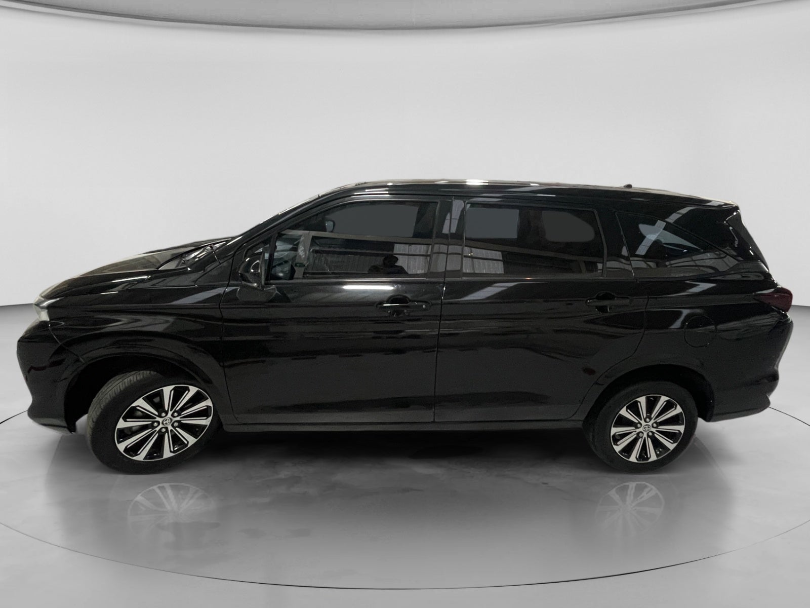 2023 Toyota AVANZA XLE CVT