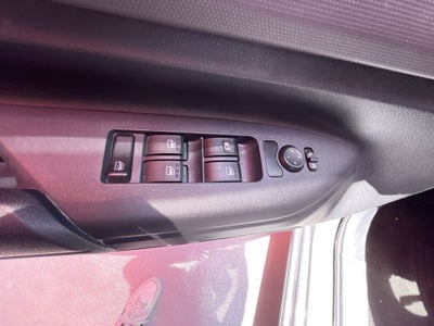 2024 Toyota AVANZA LE MT