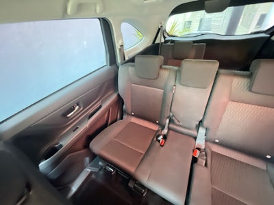 2024 Toyota AVANZA LE MT