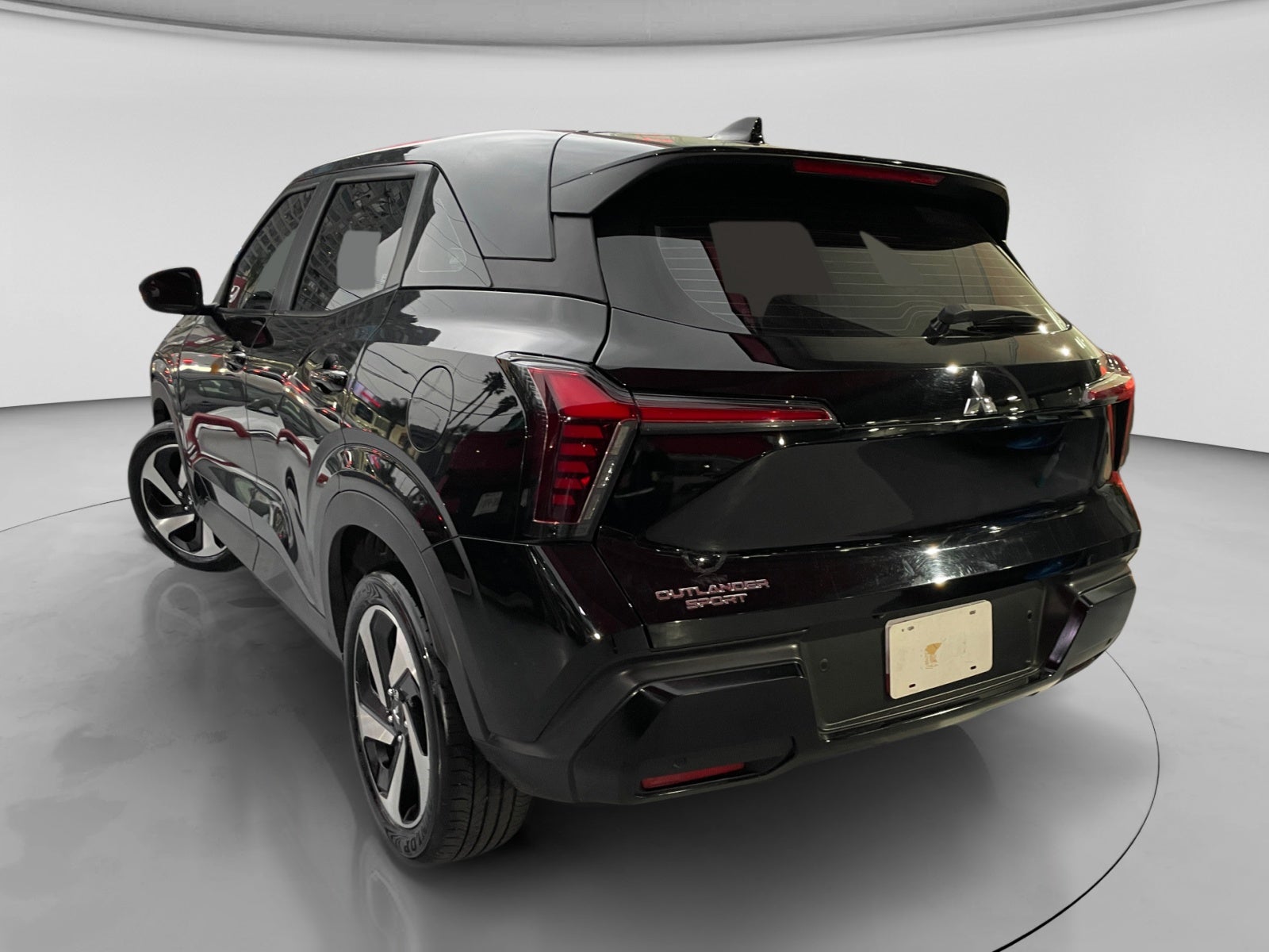 2025 Mitsubishi OUTLANDER SE PLUS
