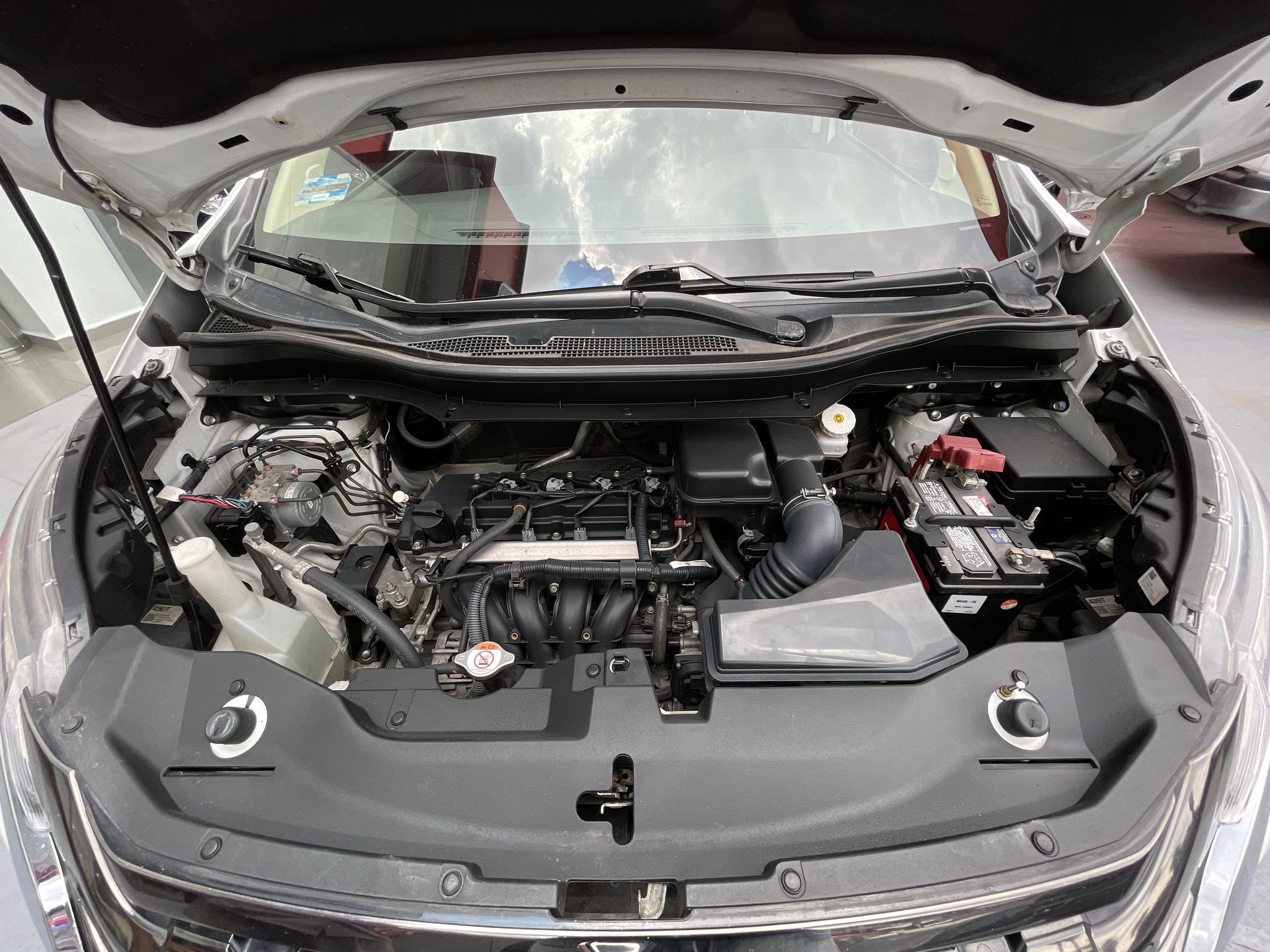 2023 Mitsubishi XPANDER CROSS LIMITED LIMITED