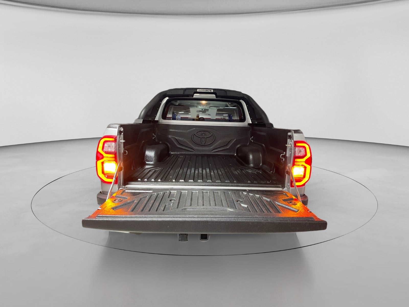 2025 Toyota HILUX D-CAB DSL AT MHEV
