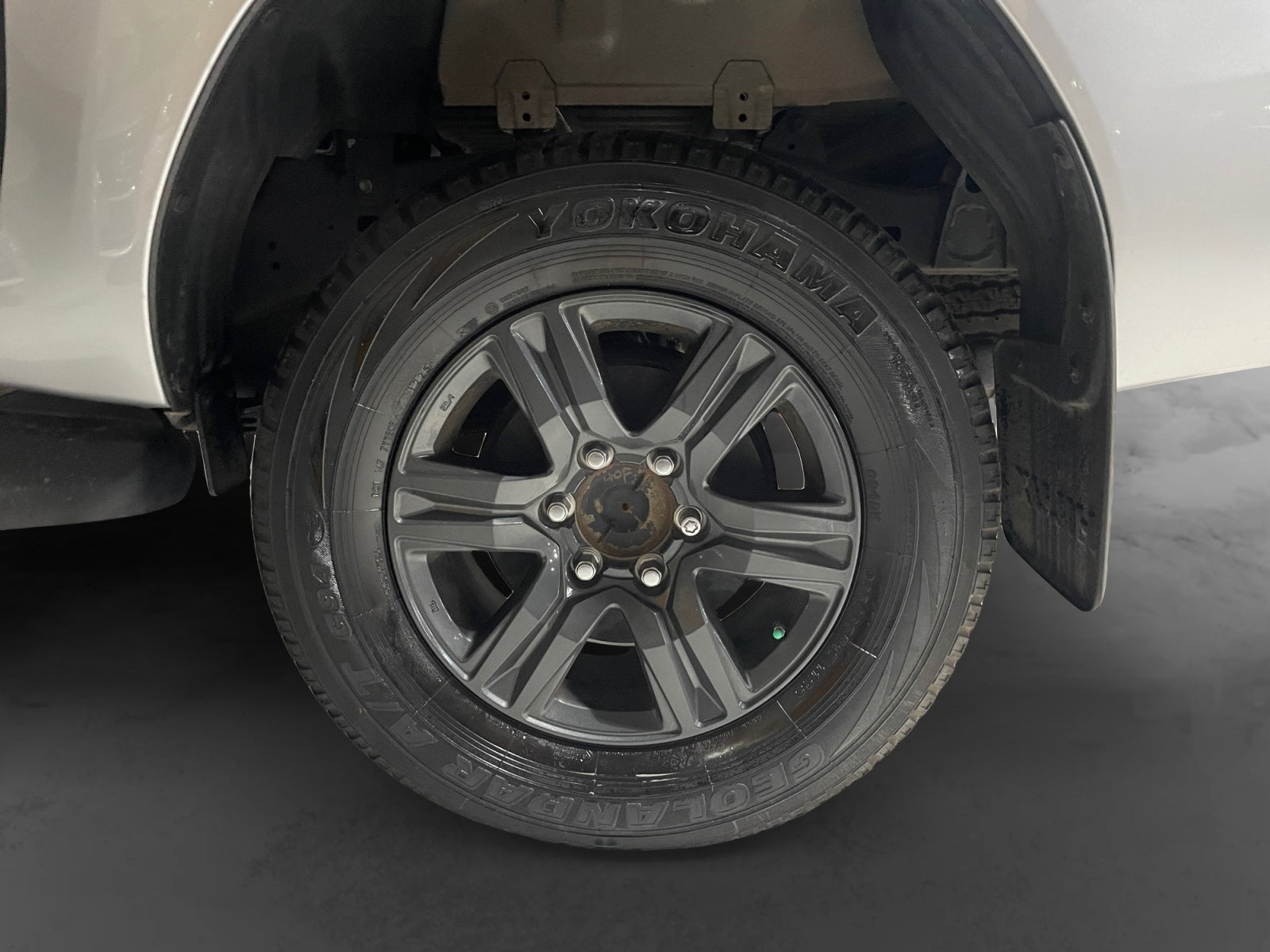 2025 Toyota HILUX D-CAB DSL AT MHEV