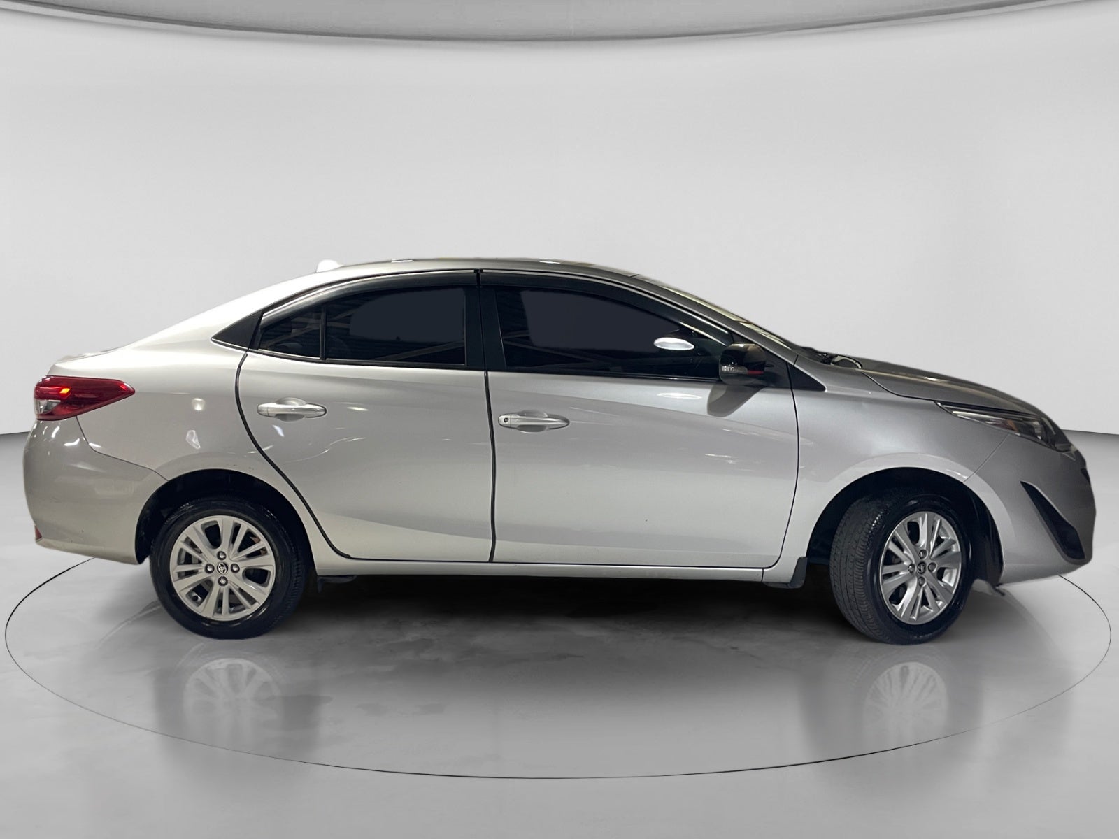 2020 Toyota YARIS YARIS SD S MT
