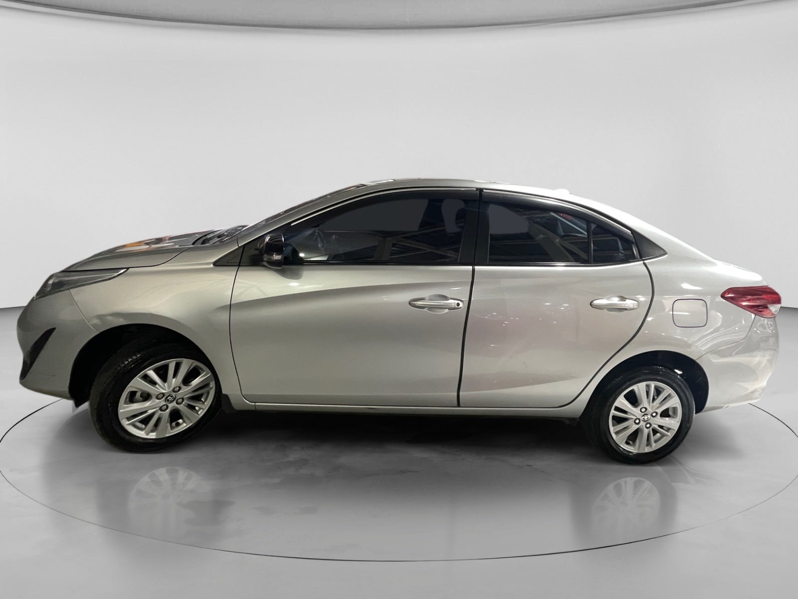 2020 Toyota YARIS YARIS SD S MT